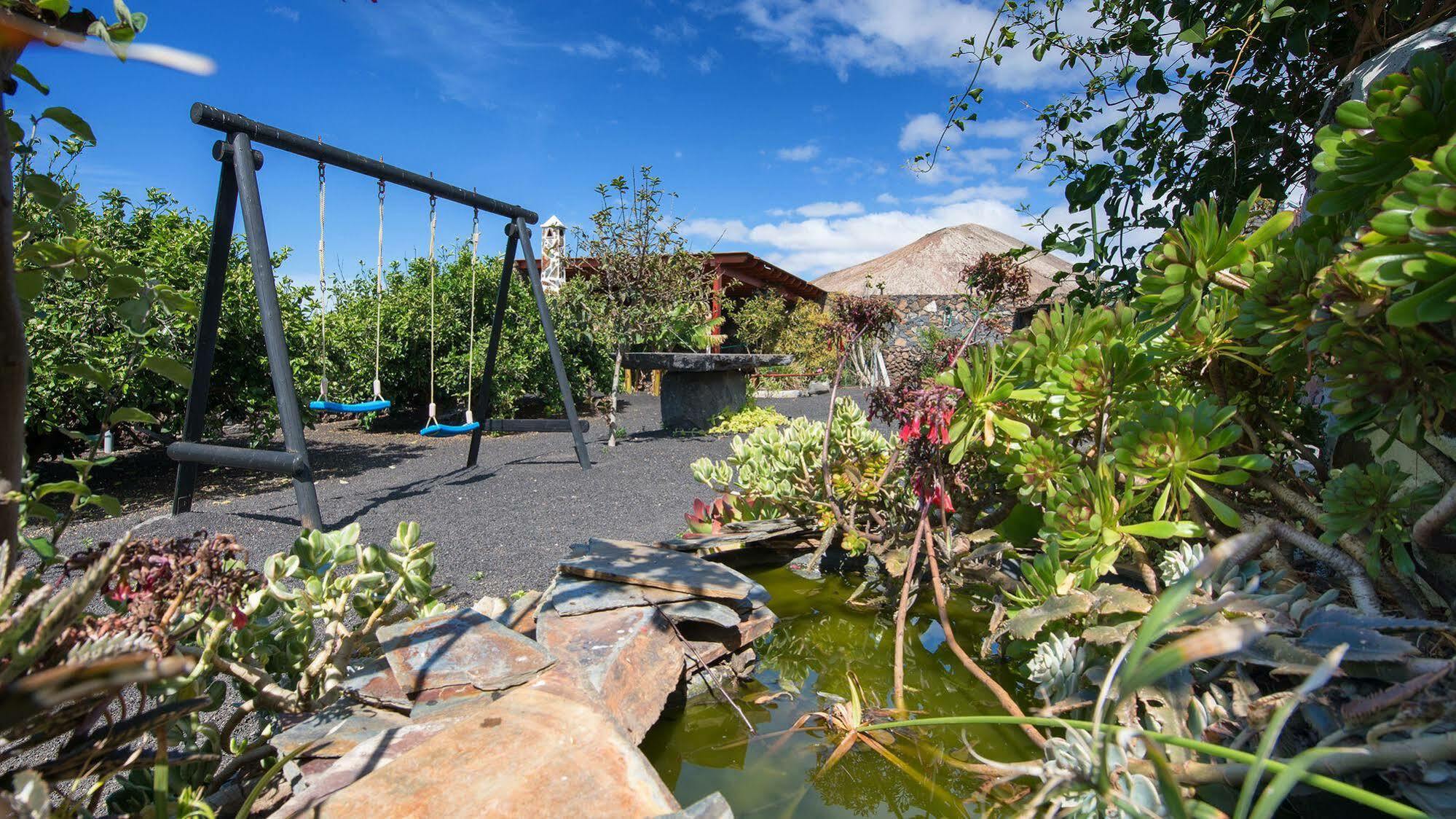 Casa Emblematica Garaday Lanzarote Guest House Tinajo Exterior photo